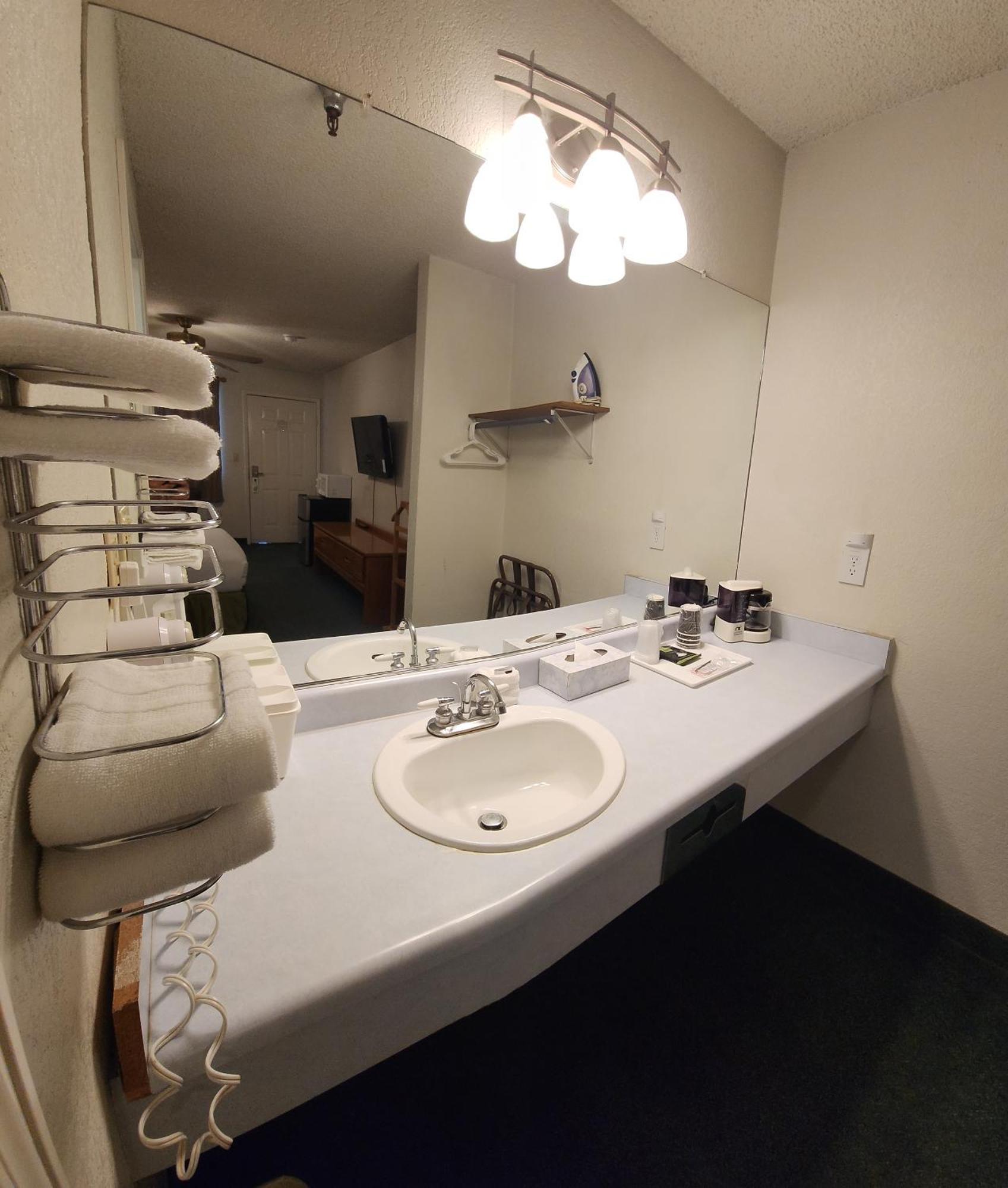 Formosa Inn Fresno Zewnętrze zdjęcie